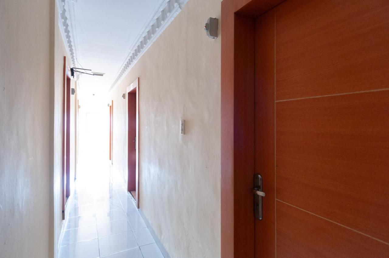 Urbanview Hotel Syariah Residence Medan By Reddoorz Exterior foto