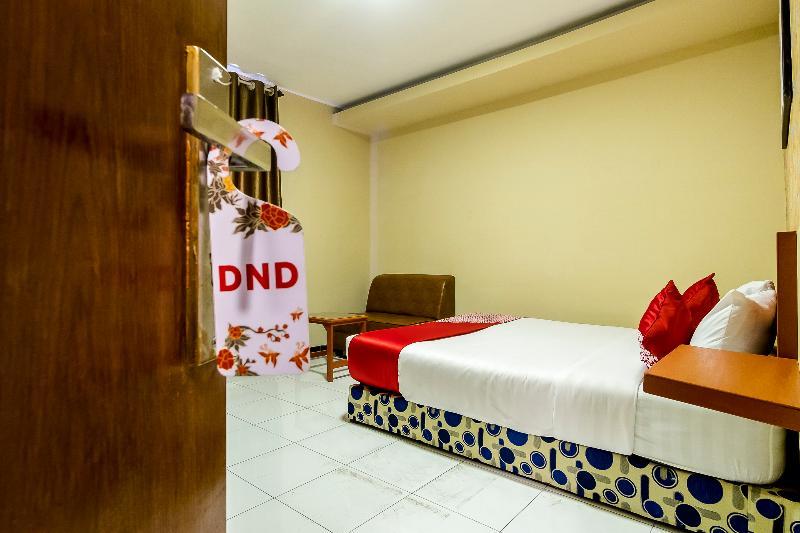 Urbanview Hotel Syariah Residence Medan By Reddoorz Exterior foto